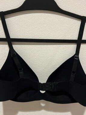 Felina t shirt bra black 34c